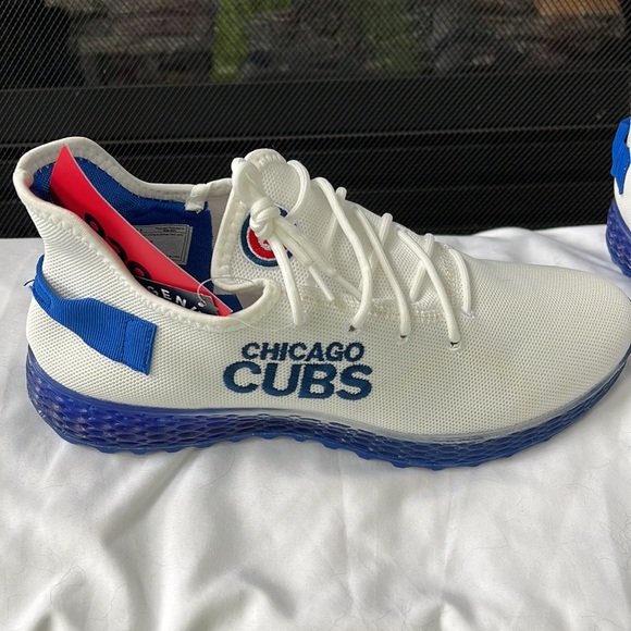 Brand new men’s size 11 Chicago Cubs athletic shoes. - Picture 3 of 5